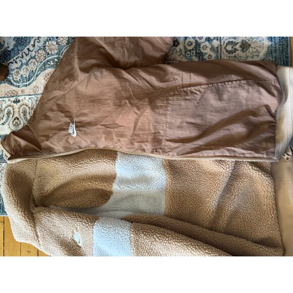 Nike Big Swoosh Reversible Boa Jacket Hemp White Men's Size large - Picture 5 of 6